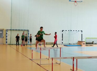 Zajęcia z lekkoatletyki w Centrum Sportowo - Rekreacyjnym w Dzierzgoniu