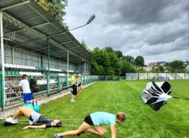 Trening lekkoatletyczny projektu ,,Sportowe Powiśle w duchu historii"