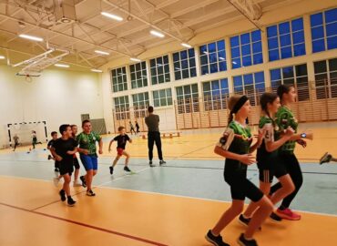 Zajęcia z lekkoatletyki w Centrum Sportowo - Rekreacyjnym w Dzierzgoniu