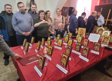 wernisażu wystawy ikon zorganizowanym w dzierzgońskim Ośrodku kultury